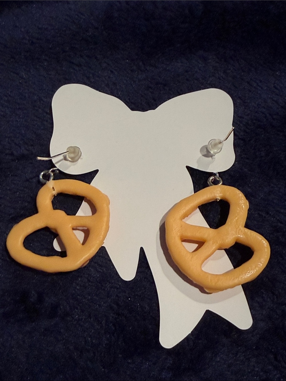 Pretzel Dangle Earrings - - Picture 2 of 3